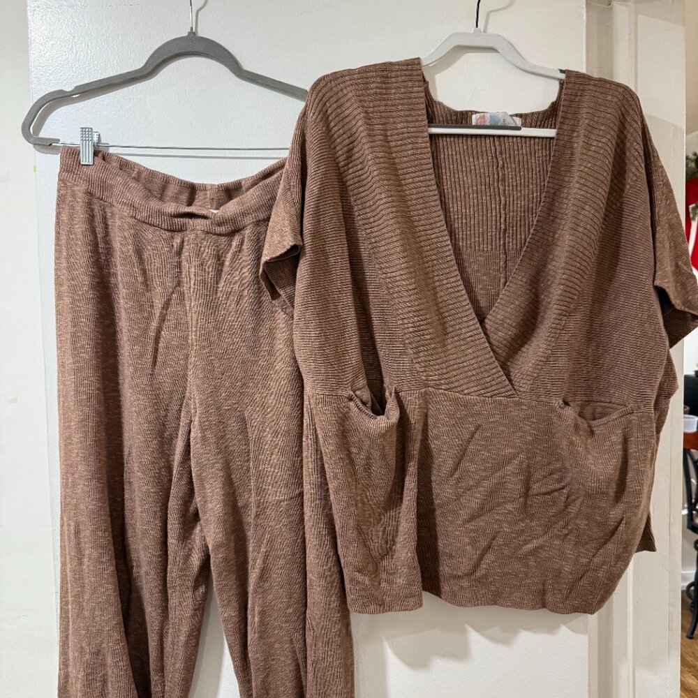 ✨ Free People Jaclyn Sweater Set – Raw Umber (2-Piece Knit Lounge Set) ✨ - Picture 7 of 10